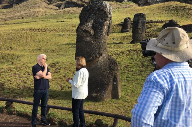 Photo of Anderson Cooper of 60 Minutes interviews Van Tilburg.