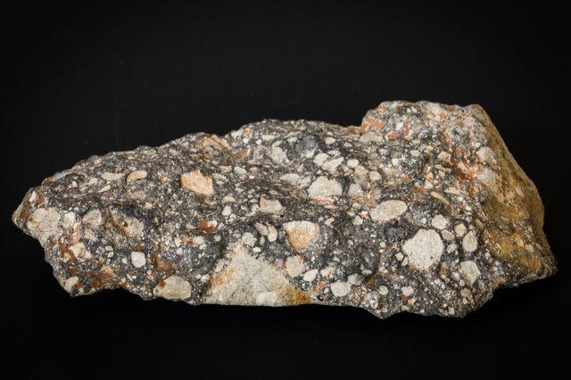 lunar+meteorite+photo+1+by+Frank+Fastner_mid