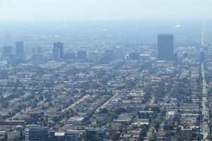 Photo of smoggy Los Angeles skyline