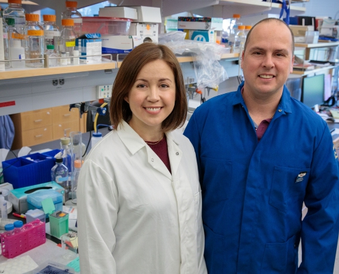 A photo of Stephanie Correa and Edward van Veen in Correa's UCLA laboratory