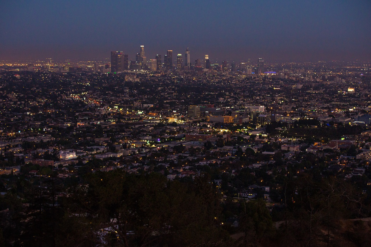 A photo of a panorama of Los Angeles at dusk.