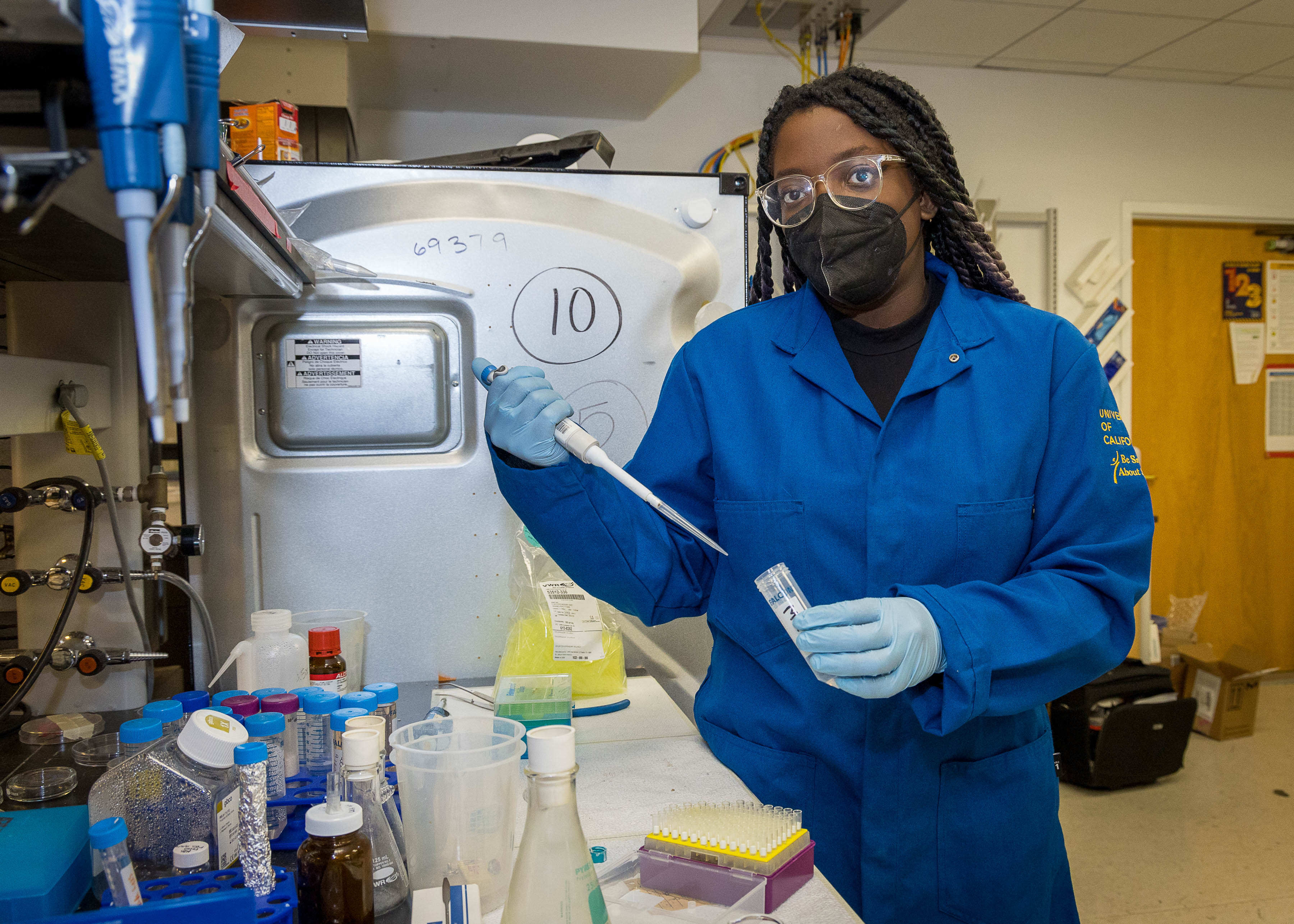 Image of Samantha Mensah, UCLA doctoral candidate in chemistry