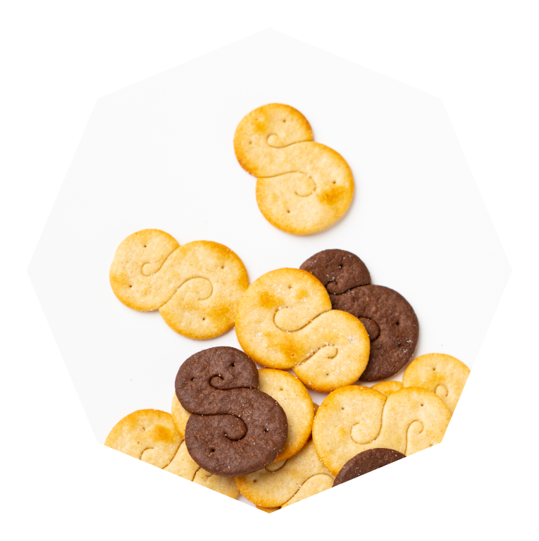 Image of brown and yellow crackers.