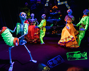 marionette+lead-363-241 Bob Baker Marionette Theater skeletons