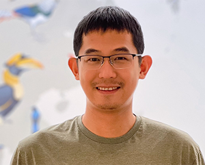 Song-363-241 Chuliang Song in a green shirt.