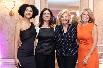 From left: GWI graduate Jayla Thomas, GWI Board Member Mitra Best '87, GWI Gala Special Guest Donna De Varona ʼ86 (Olympic Swimmer) and Jennifer Openshaw