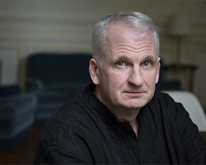 Head-and-shoulders photo of Timothy Snyder wearing a black shirt