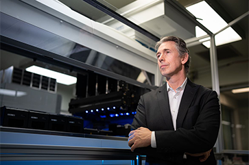 Professor Damoiseaux with the CellXpress.AI